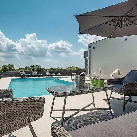 Holiday home Florentina *